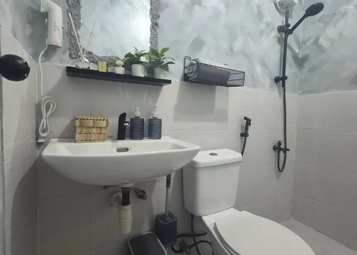 Сasa de vacaciones Bali-inspired Pool Haus Cebu